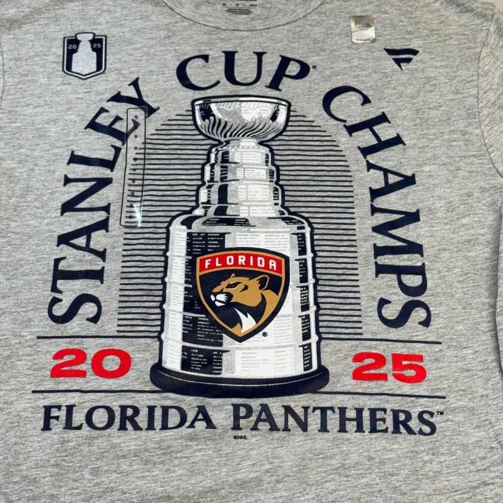Fanatics Florida Panthers Stanley Cup Champs 2025 T‎ Shirt Gray NHL Hockey S